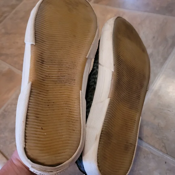 Michael Michael Kors Logo Fashion Sneaker size 5 - Picture 7 of 7